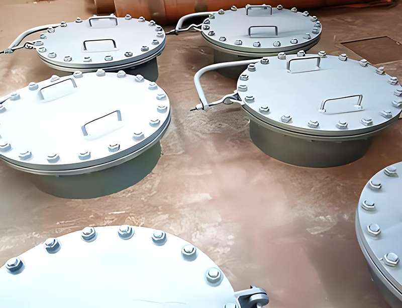 回轉蓋板式平焊法蘭人孔